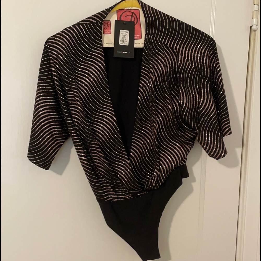 NWT Deep Cut Fashion Nova Glittery Body Suit
